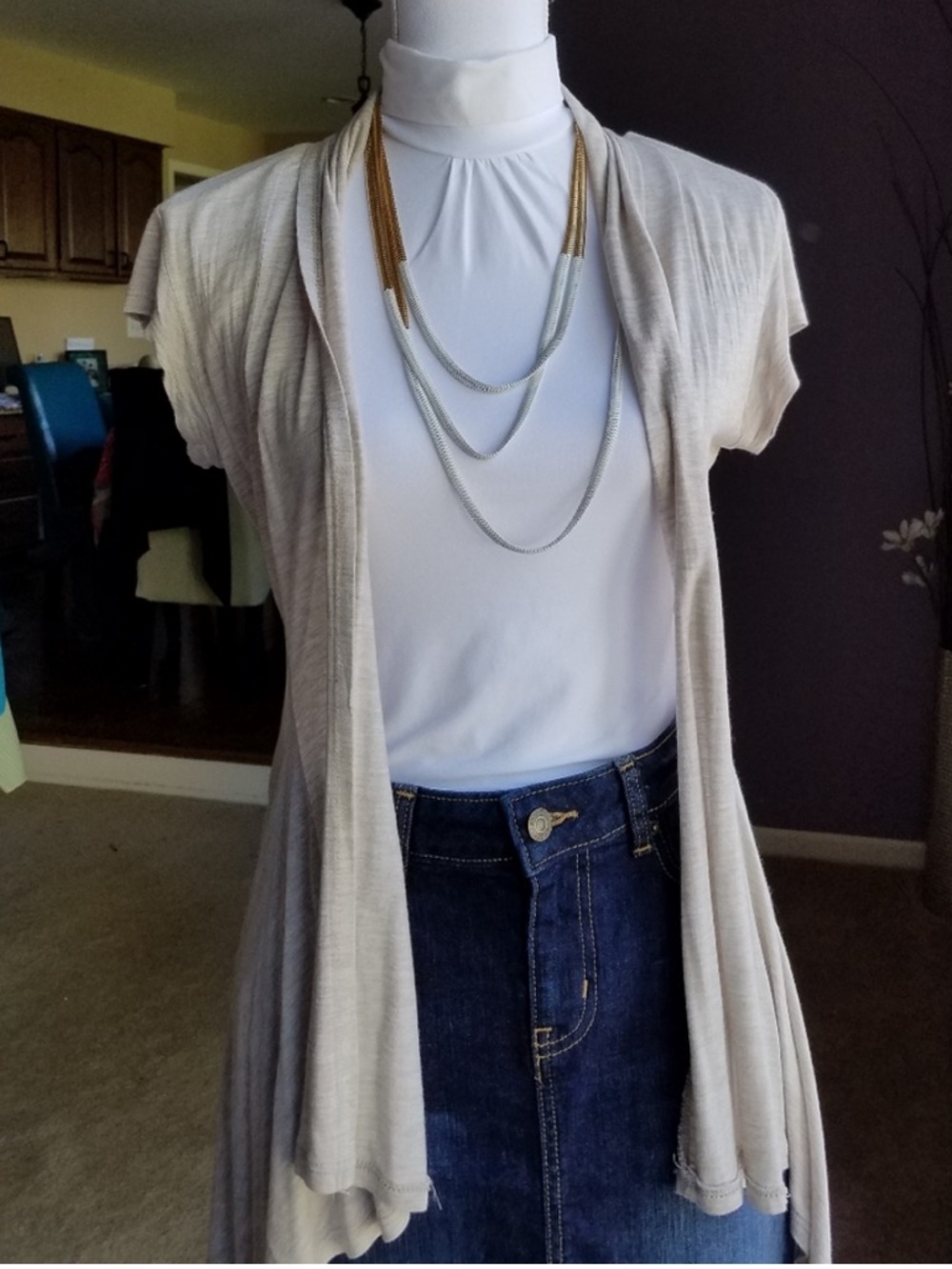 Women’s Short-sleeve Heather Beige Flyaway Open Knit Cardigan NEW